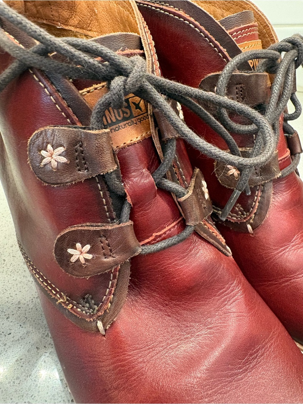 PIKOLINOS Women's Burgundy Leather Wedge Lace-Up Ankle Boot - Picture 6 of 9